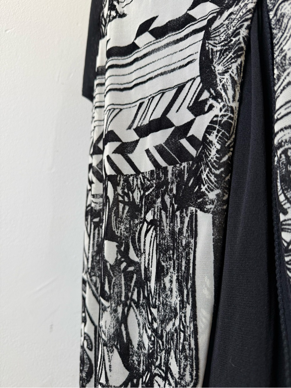 Vintage God Save Queens Avant-Garde Mesh Maxi Dress Black White Abstract Print - Picture 5 of 14